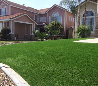 Artificial-Grass-California-Gold-Installation